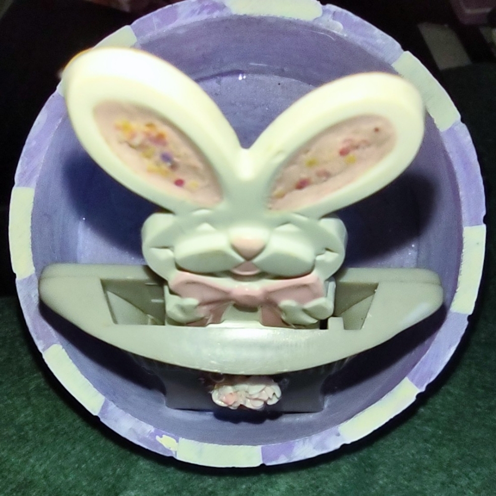 Vintage Avon Pop-up Rabbit In Hat Pin - Picture 7 of 17